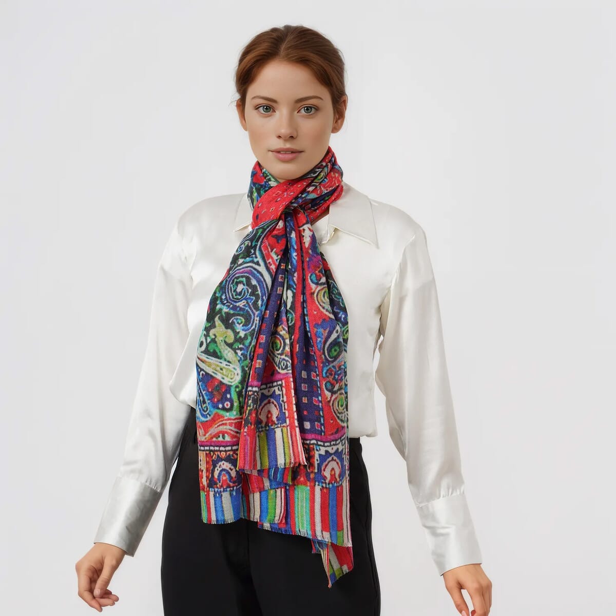 Pink Paisley La Marey 100% Cashmere Digitally Printed Scarf image number 0