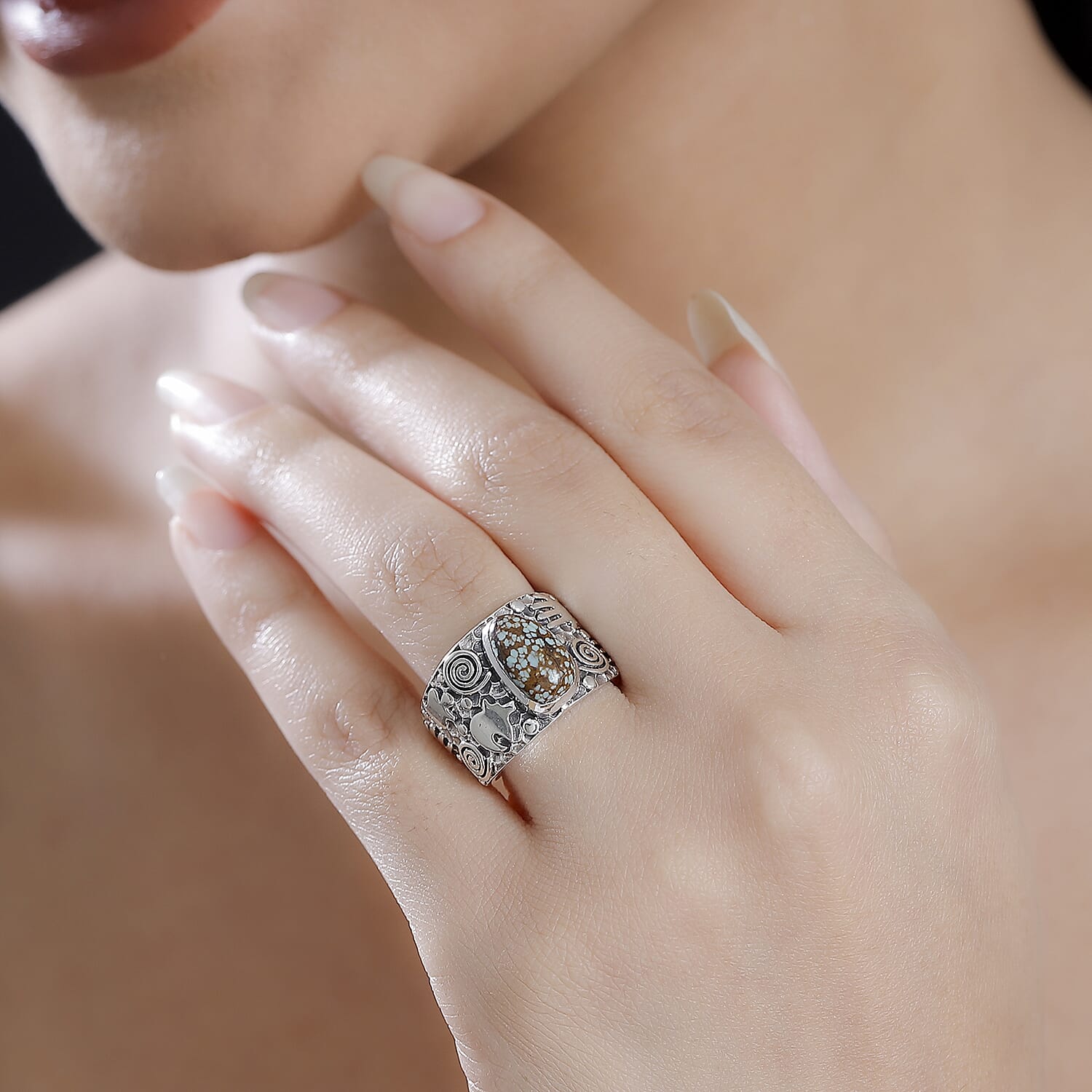 D'Joy Indian Artisan Crafted Blue Horizon Turquoise 2.40 ctw Spirits of the Earth Ring in Sterling Silver (Size 10.0)