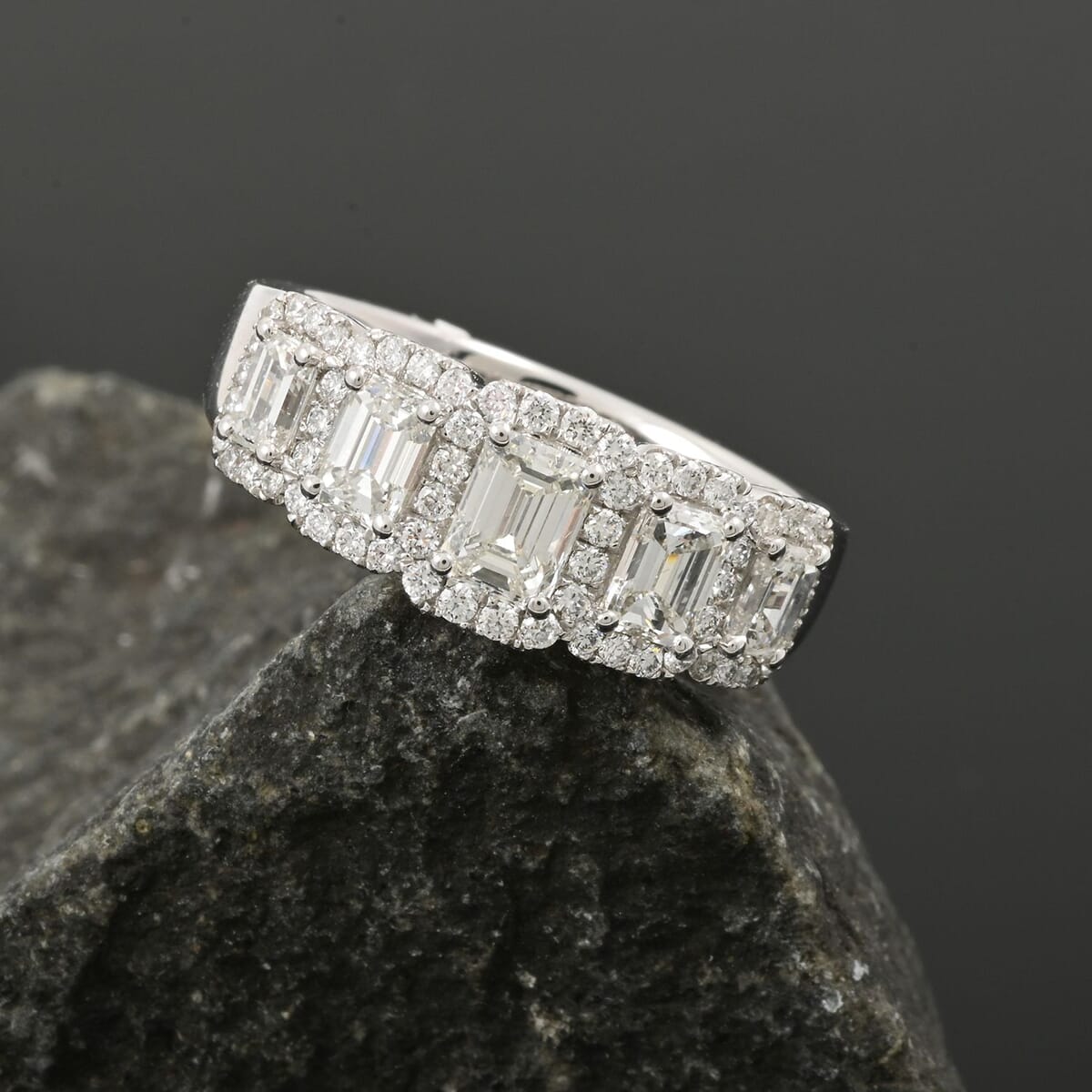 NY Closeout Modani 950 Platinum Diamond (G VVS2) Ring (Size 7.0) (7.30 g) 1.63 ctw image number 1