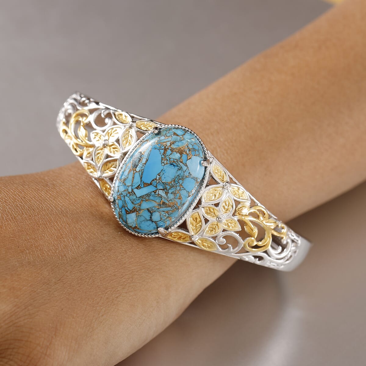 Chestnut Brine Turquoise 34.90 ctw Cuff Bracelet in 14K YG and Platinum Over Copper with Magnet (8.0 In) image number 2