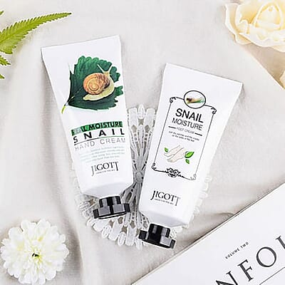 Jigott Real Moisture Snail Hand Cream