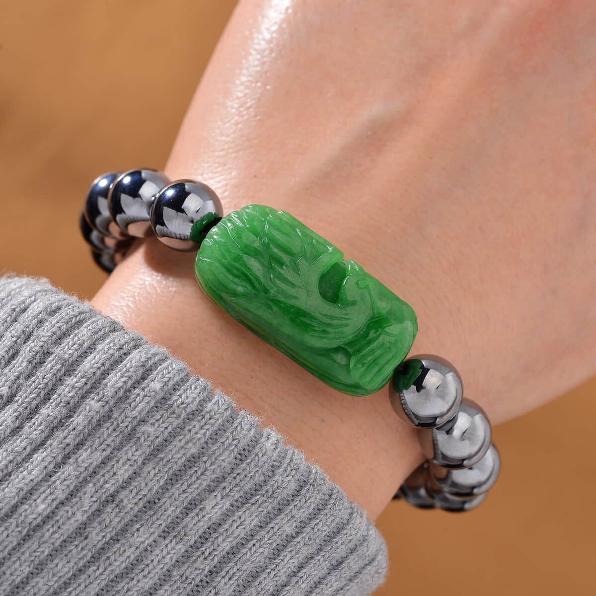 Green Jade (D) Phoenix Carved and Terahertz 170.00 ctw Beaded Stretch Bracelet image number 1