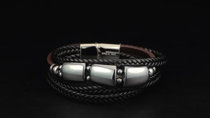 Terahertz Bracelet in Leather Code and Stainless Steel (8.50 In) 60.00 ctw