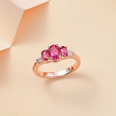 Luxuriant Premium Bixbite (LG) and Moissanite 1.25 ctw Trilogy Ring in 18K Vermeil Rose Gold Over Sterling Silver (Size 10.0)