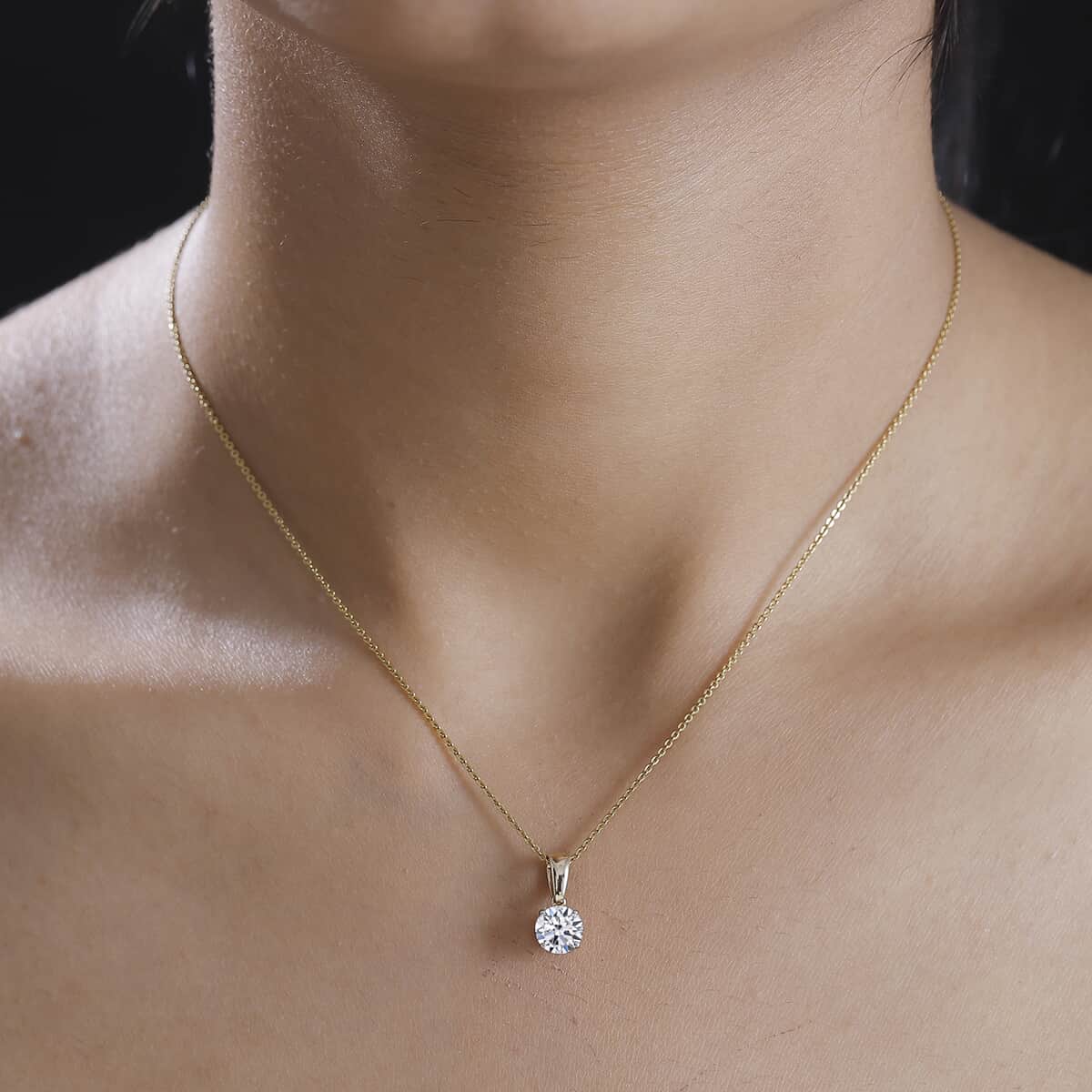 Luxuriant Lab Grown Diamond SI 1.00 ctw Solitaire Pendant in 14K Yellow Gold image number 2