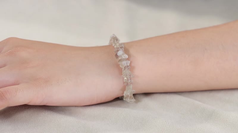 Turkizite 65.00 ctw Chips Bracelet in Rhodium Over Sterling Silver (7.25-9.25)