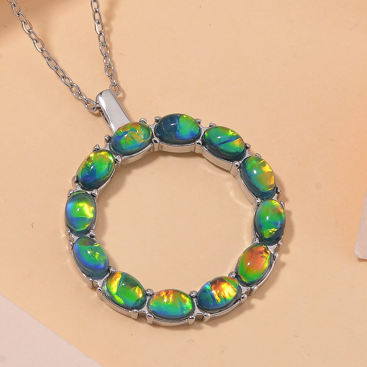 Green Color Simulated Opal Resin Necklace in Stainless Steel 20-22 Inches image number 1
