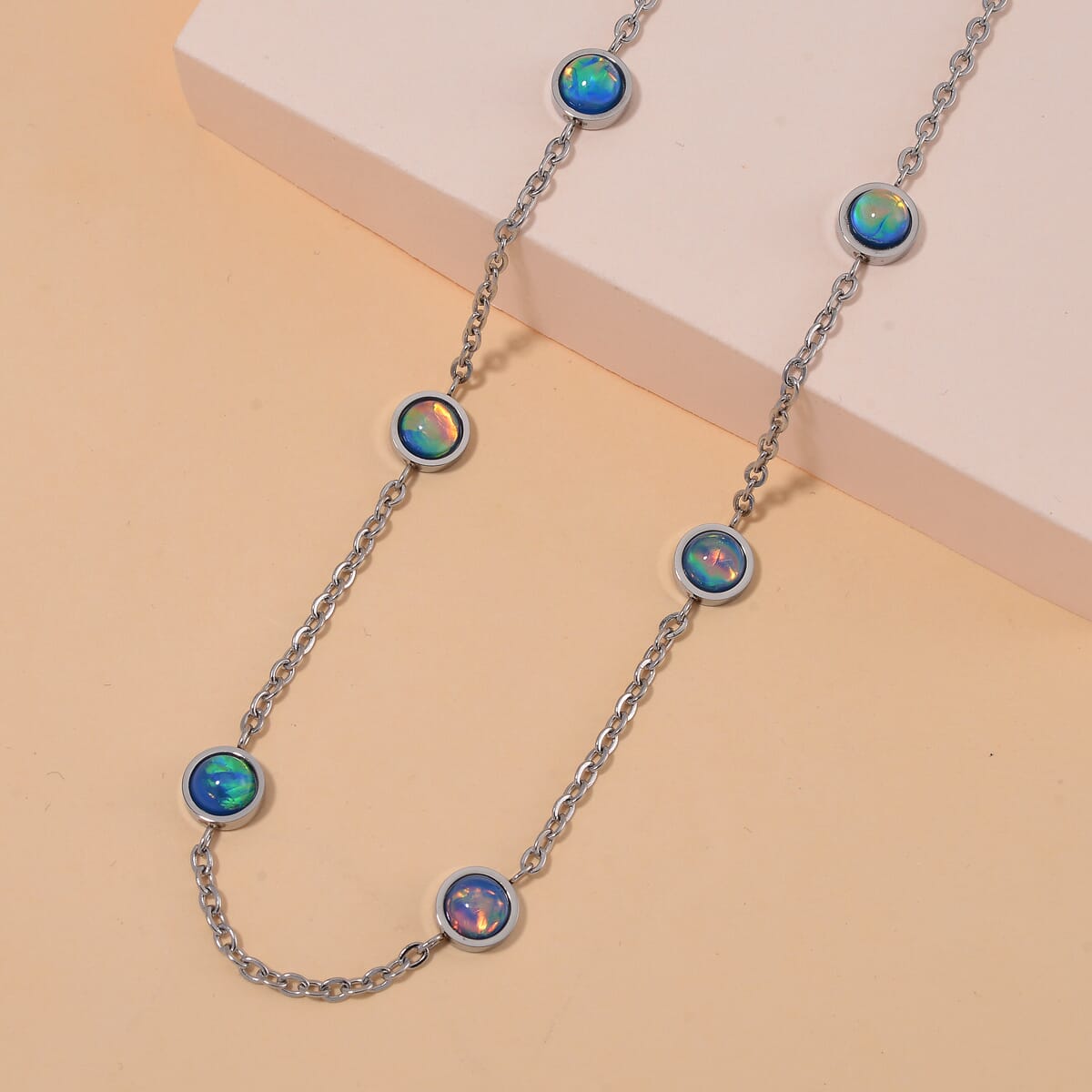 Blue Magic Simulated Opal Resin Station Necklace (20-22 Inches) in Stainless Steel image number 1