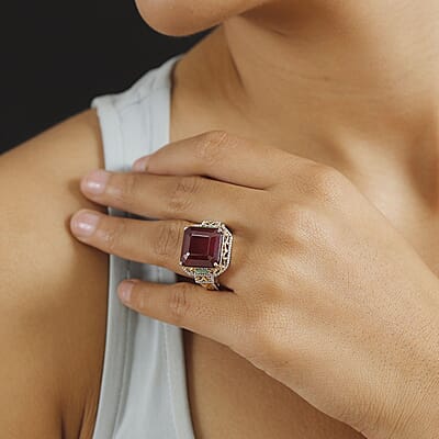 D'Joy Asscher Cut Premium Niassa Ruby (FF) and Tsavorite Garnet 21.50 ctw Ring in Vermeil YG and Rhodium Over Sterling Silver (Size 10.0)
