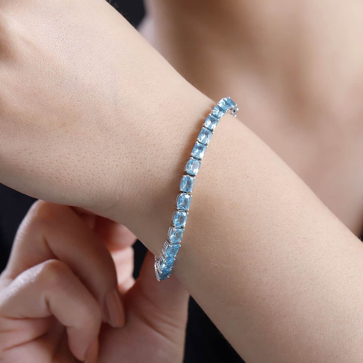 Betroka Blue Apatite 15.50 ctw Bracelet in Rhodium Over Sterling Silver (7.25 In) image number 2