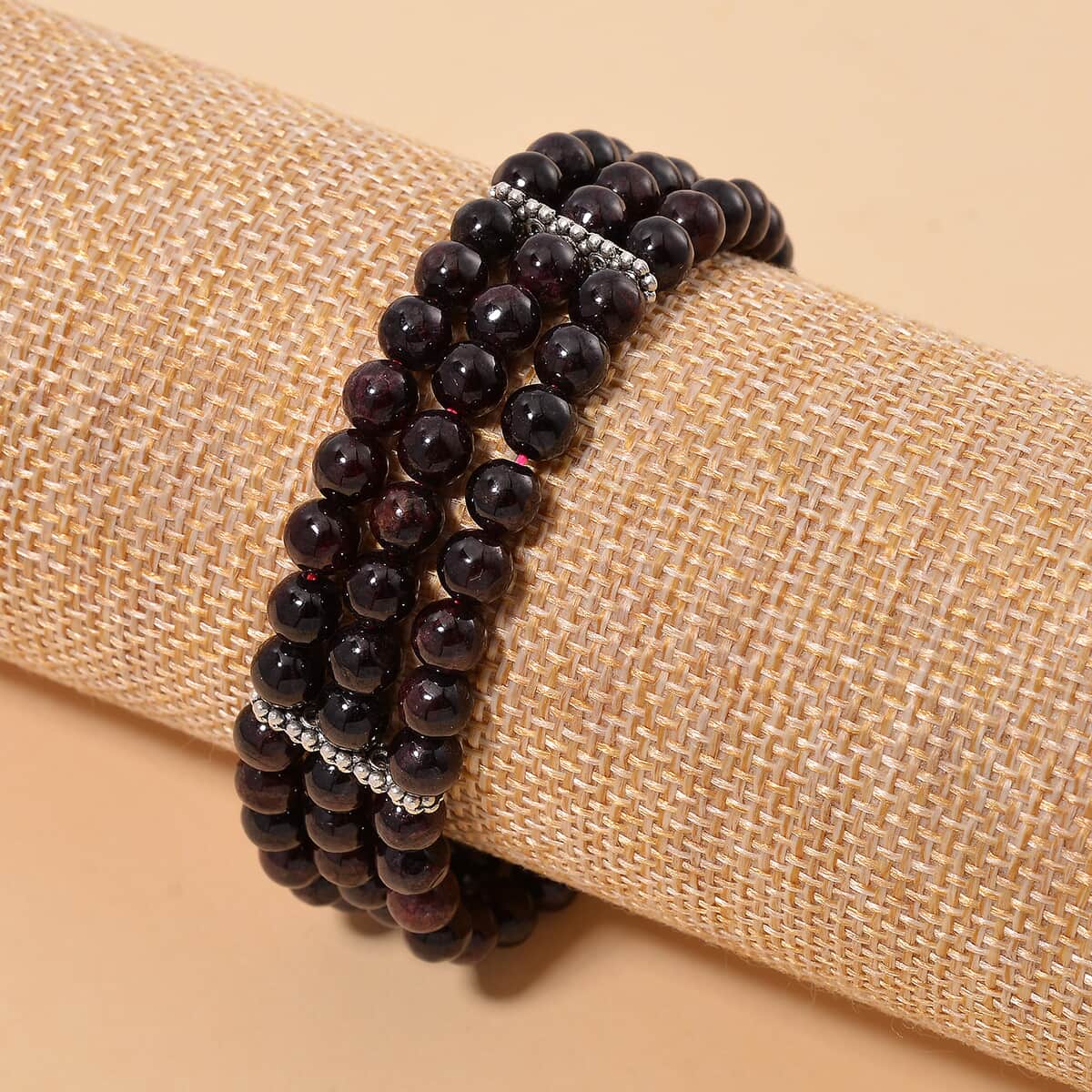 Mozambique Garnet 5-7mm Beaded Bracelet (7.00-9.00In) in Silvertone 140.00 ctw image number 1