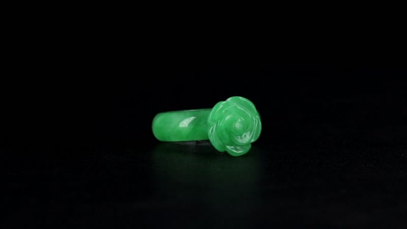 Green Jade Carved Rose Flower Ring 39.00 ctw