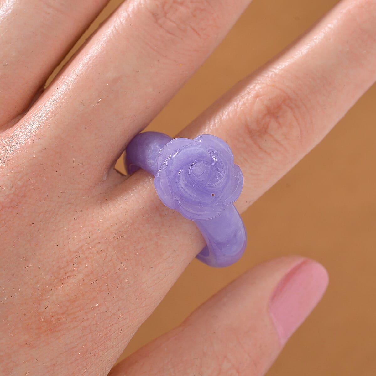 Purple Jade (D) Carved Rose Flower 39.00 ctw Ring (Size 9.0) image number 1