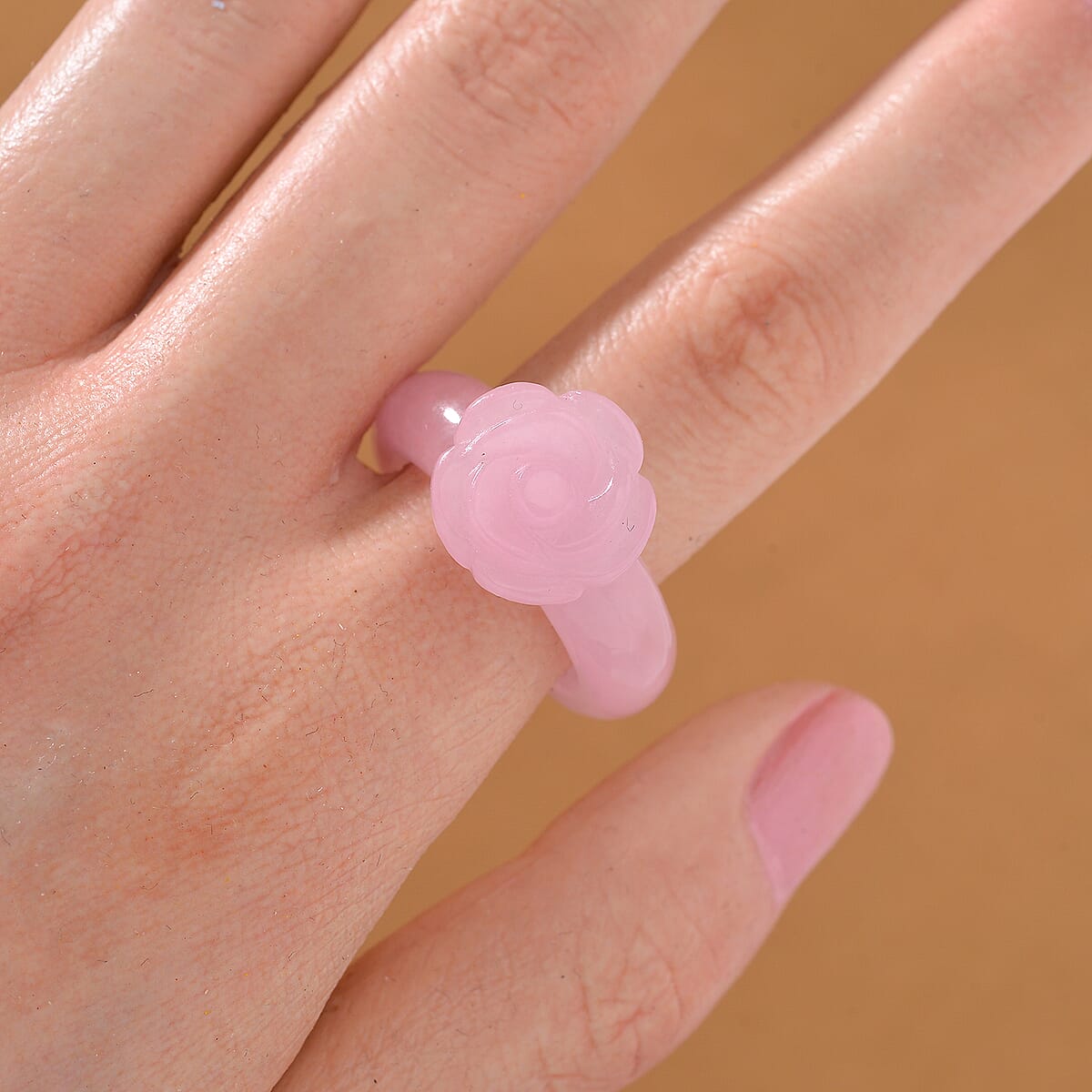 Pink Jade (D) Carved Rose Flower 39.00 ctw Ring (Size 10.0) image number 1