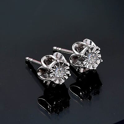 Luxuriant Lab Grown Diamond SI 0.10 ctw Stud Earrings in Rhodium Over Sterling Silver