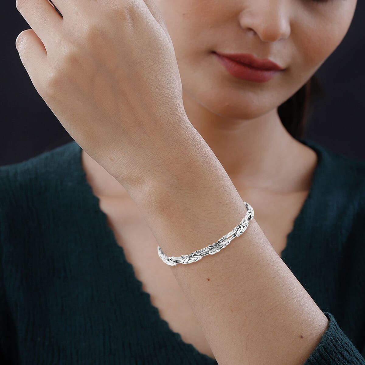 Bali Legacy Byzantine Chain Bracelet in Sterling Silver (7.25 In) 12.85 Grams image number 2