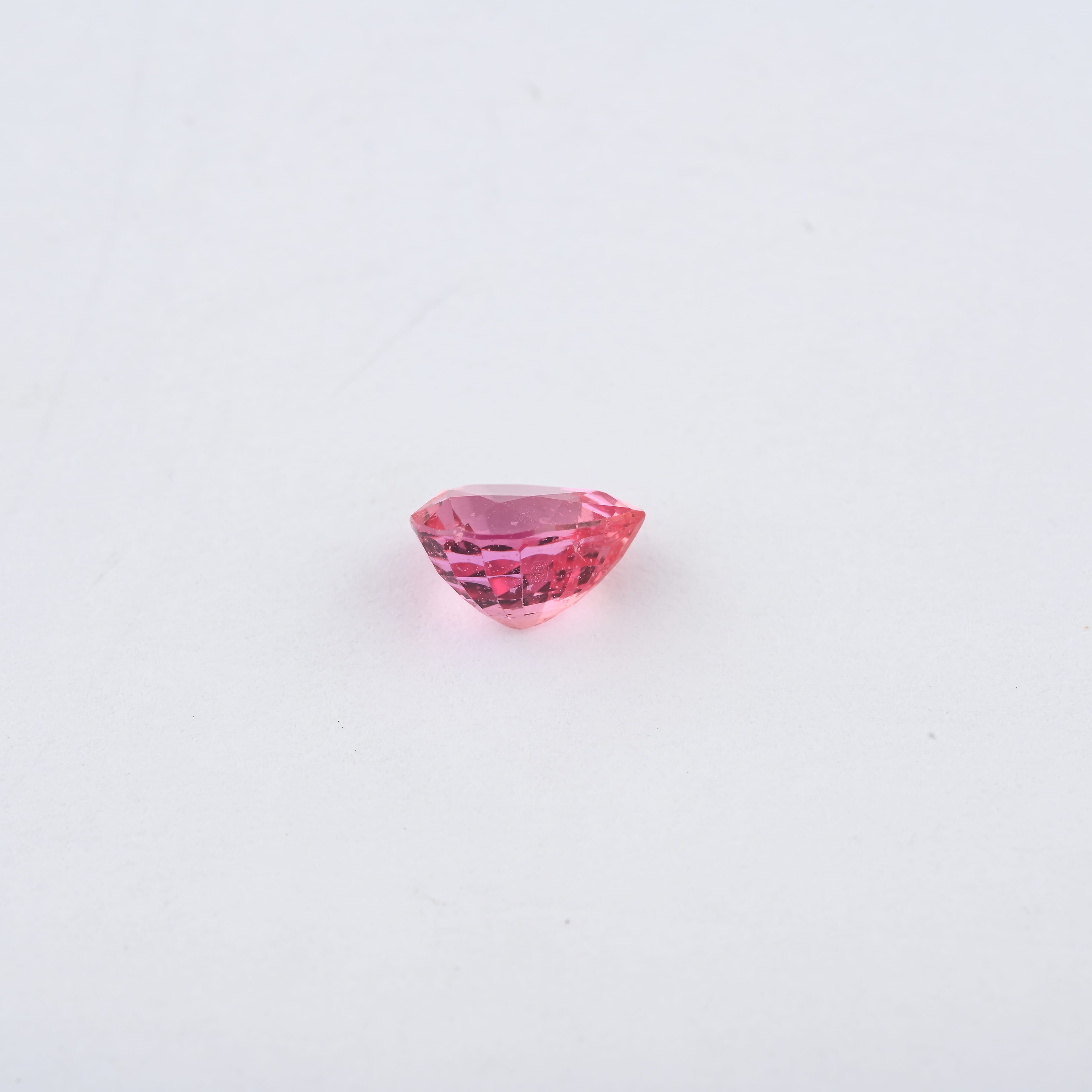 AAAA Padparadscha Sapphire (Pear Free Size) 1.50 ctw