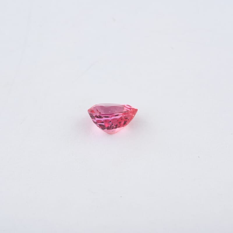AAAA Padparadscha Sapphire (Pear) 1.50 ctw