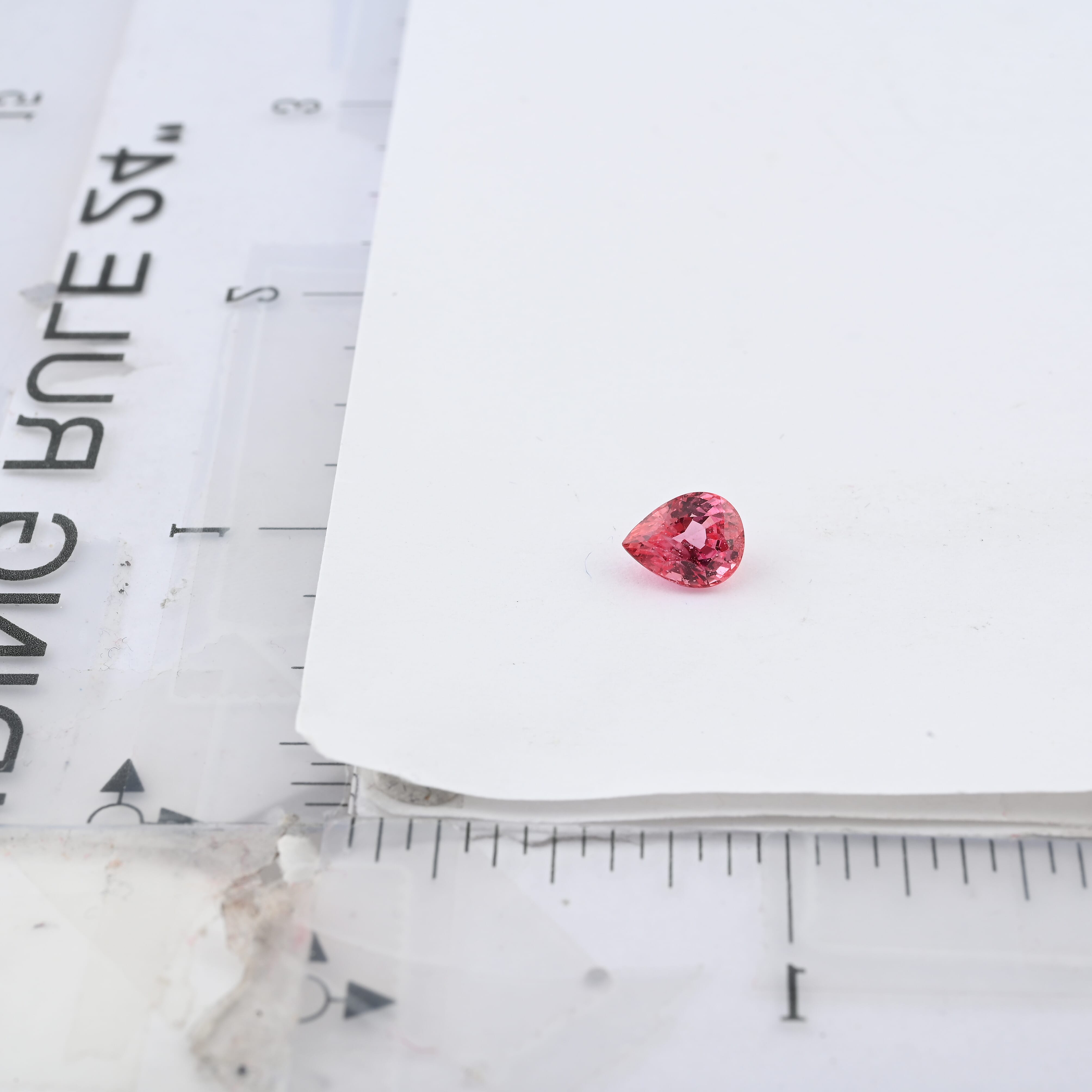 AAAA Padparadscha Sapphire (Pear Free Size) 1.50 ctw