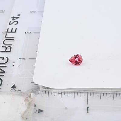 AAAA Padparadscha Sapphire (Pear Free Size) 1.50 ctw