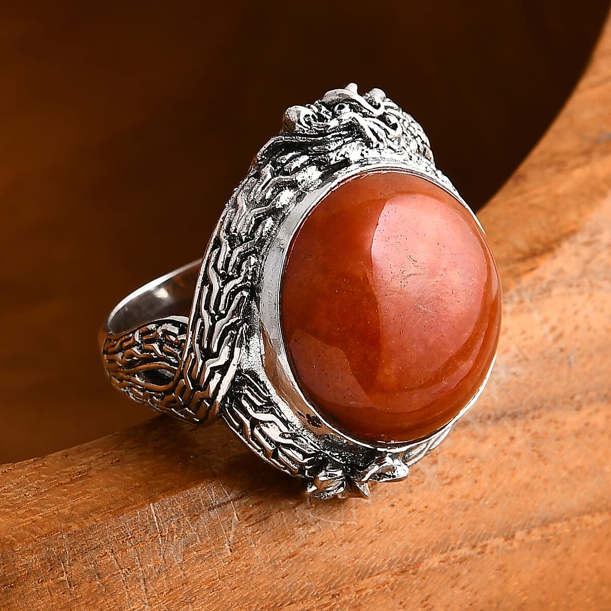 Bali Legacy Red Jade (D) 18.35 ctw Dragon Ring in Sterling Silver (Size 8.0) image number 1