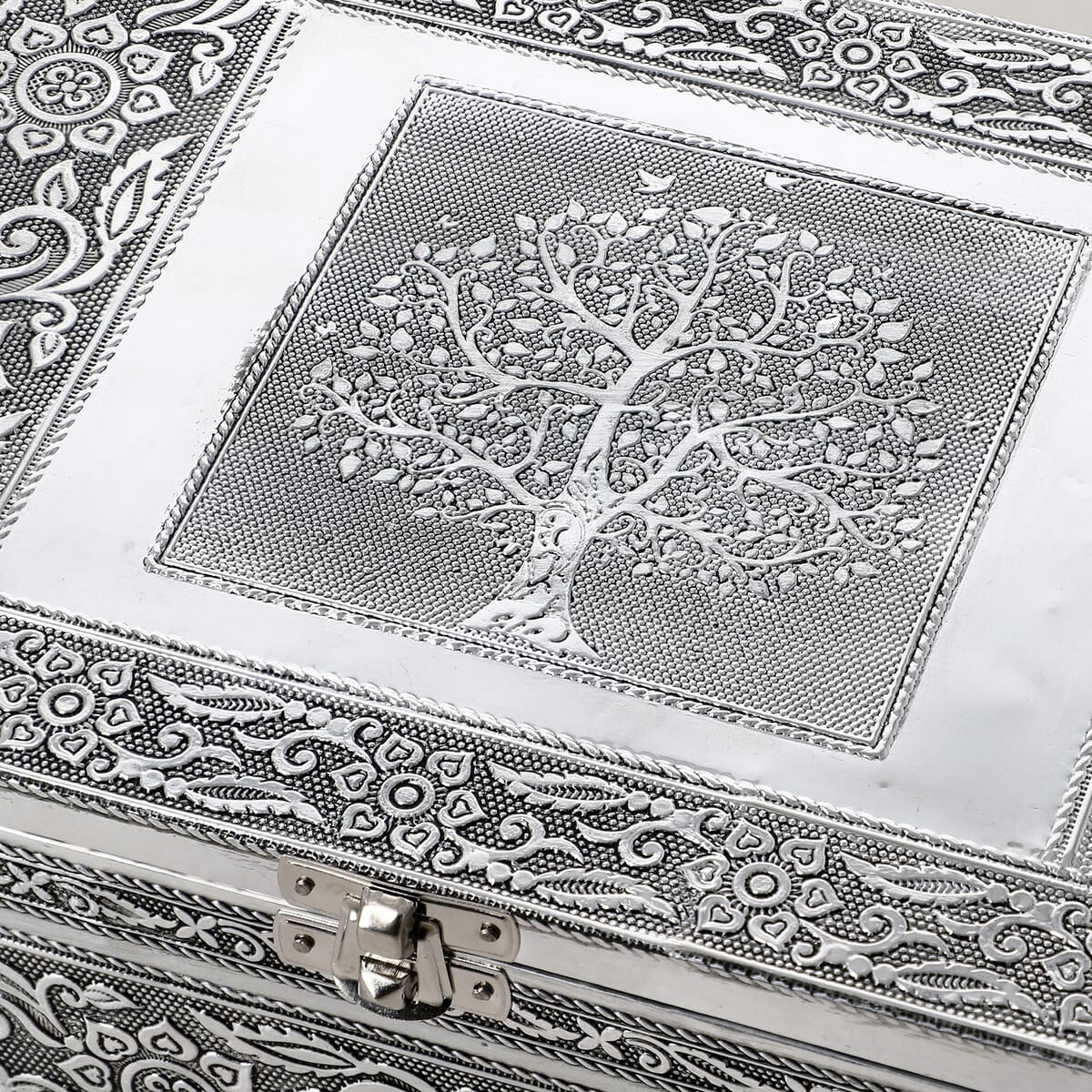 Tree Embossed Aluminium Oxidized Set of 4 Nesting Storage Box image number 7