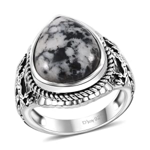 Artisan Crafted White Buffalo 9.10 ctw Solitaire Ring in Black Oxidized Sterling Silver (Size 7.0)