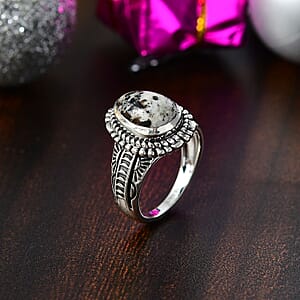 D'Joy Artisan Crafted White Buffalo 9.10 ctw Solitaire Ring in Black Oxidized Sterling Silver (Size 8.0)