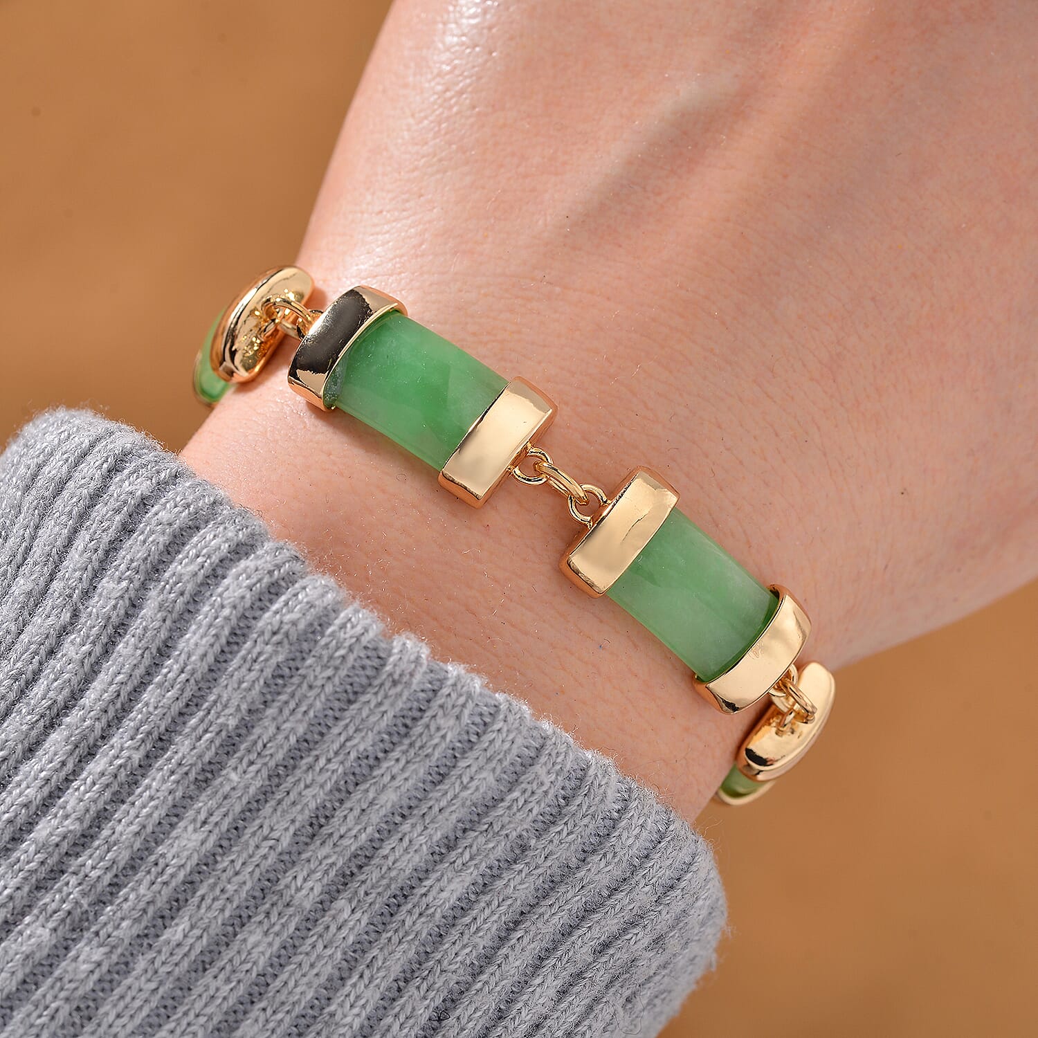 Green Jade - Product card gallery slide 2 (10145750057243)