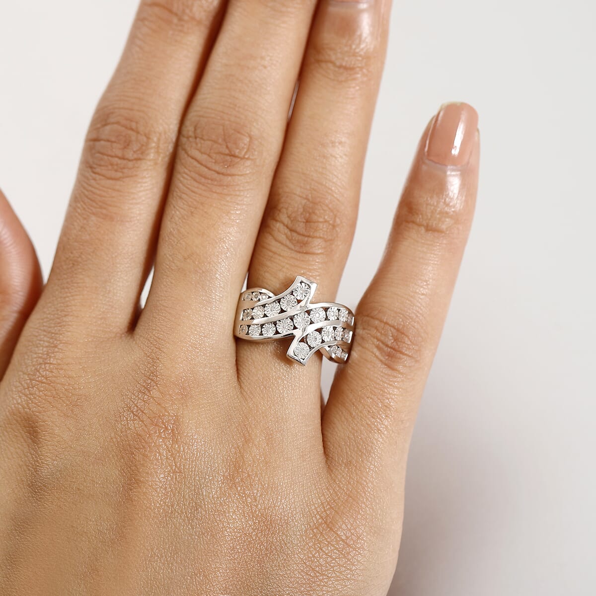 Diamond 0.10 ctw Bypass Ring in Rhodium Over Sterling Silver (Size 9.0) image number 2