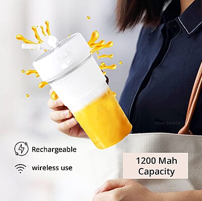 Portable and Rechargeable Juicer with Straw and Lid - White (Built-in 1200mAh Battery) (350 ml)