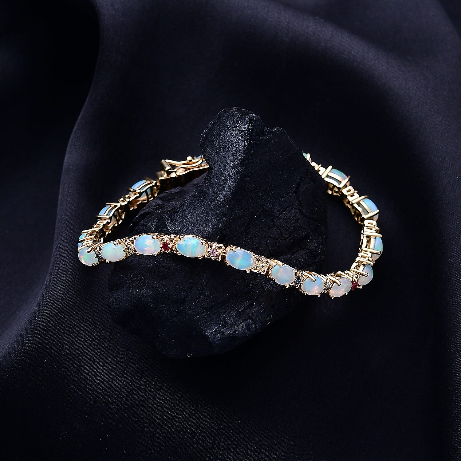 6.5 Inches - Product card gallery slide 2 (10145750515995)