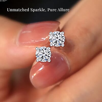 Luxuriant Lab Grown Diamond G VS 1.50 ctw Stud Earrings in 950 Platinum