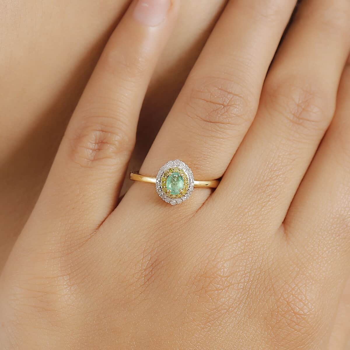 Boyaca Colombian Emerald, Yellow and White Diamond 0.55 ctw Oceanic Radiance Ring in 18K Vermeil Yellow Gold Over Sterling Silver (Size 10.0) (Del. in 10-12 Days) image number 2