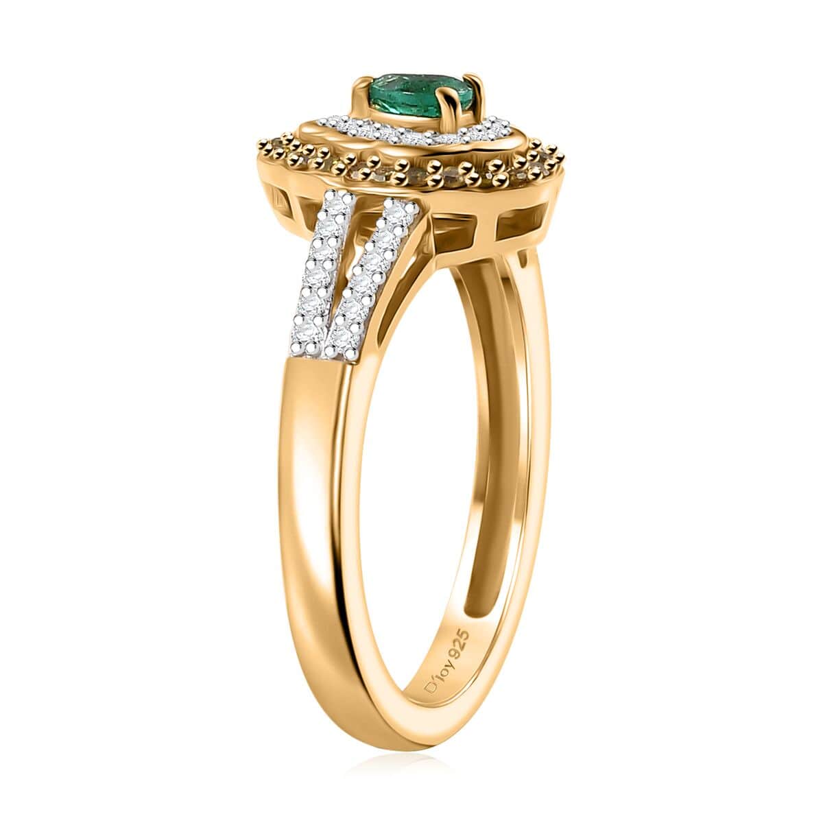 AAA Boyaca Colombian Emerald, Yellow and Diamond 0.50 ctw Modern Glamour Ring in 18K Vermeil Yellow Gold Over Sterling Silver (Size 10.0) image number 3