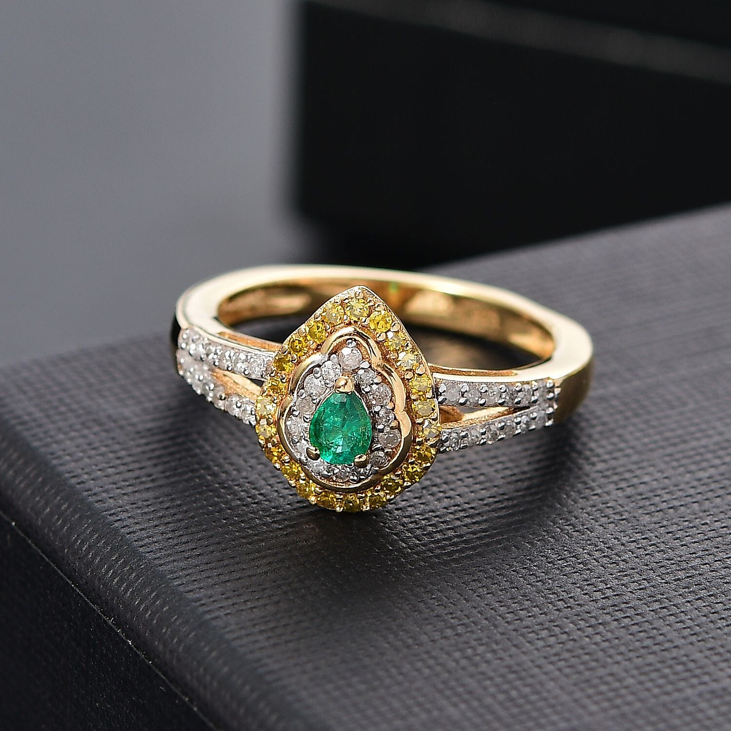 AAAA Boyaca Colombian Emerald, Yellow Diamond (IR), Diamond (0.35 cts) Modern Glamour Ring in 18K Vermeil YG Over Sterling Silver (Size 10.0) 0.50 ctw