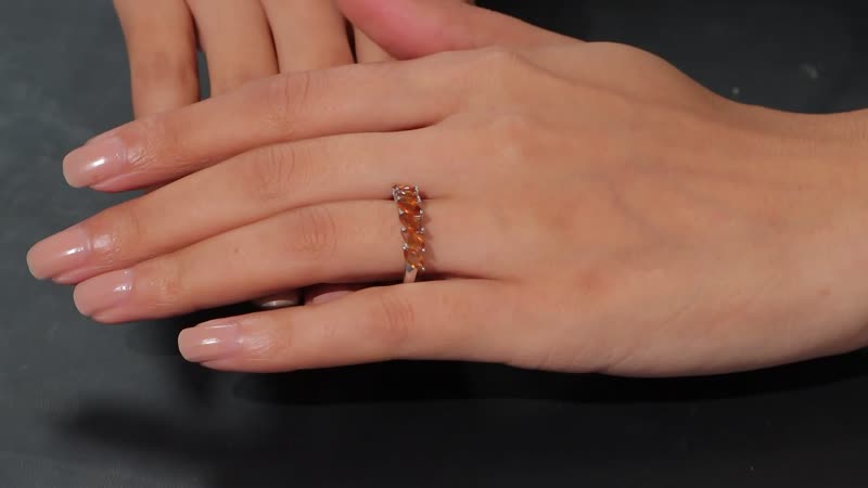 Tanzanian Sunlit Garnet 5 Stone Ring in 18K Vermeil YG Over Sterling Silver (Size 10.0) 1.40 ctw