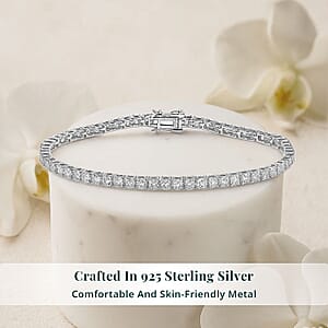 Luxuriant Lab Grown Diamond E-F VS 2.50 ctw Tennis Bracelet in Rhodium Over Sterling Silver (6.50 In)