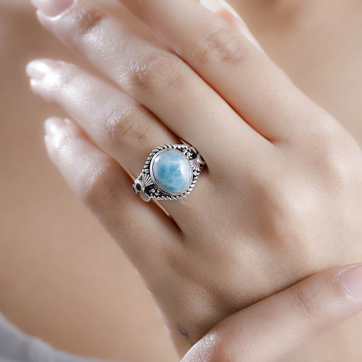 Artisan Crafted Natural Green Larimar and Sky Blue Topaz 6.00 ctw Floral Ring in Black Oxidized Sterling Silver (Size 10.0) image number 2