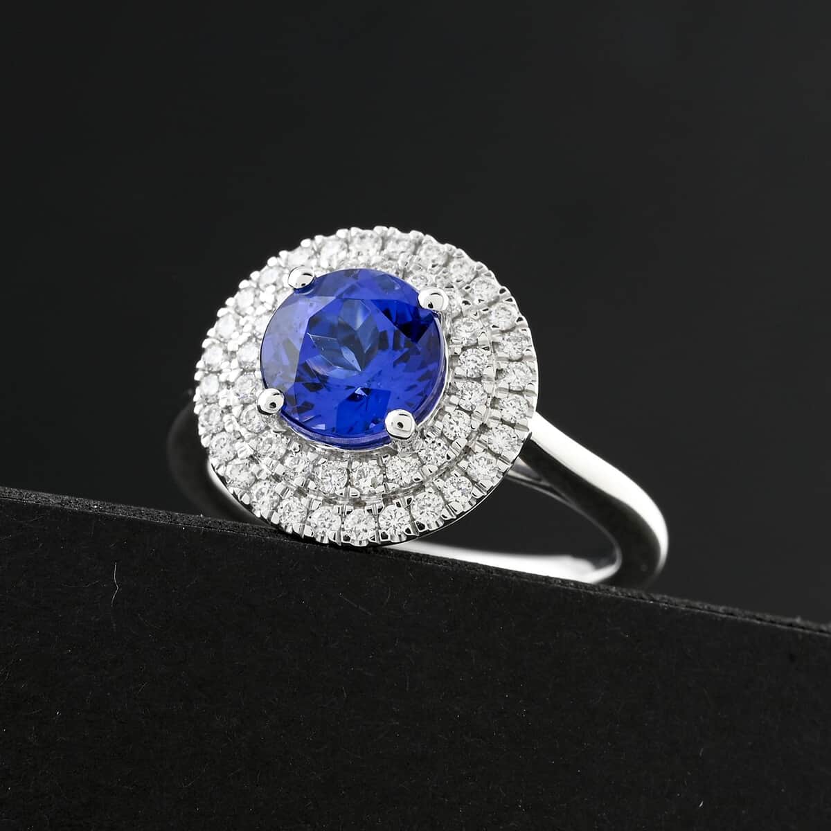 Certified & Appraised Rhapsody AAAA Tanzanite and E-F VS Diamond 1.55 ctw Ring in 950 Platinum (Size 10.0) 7.10 Grams image number 1