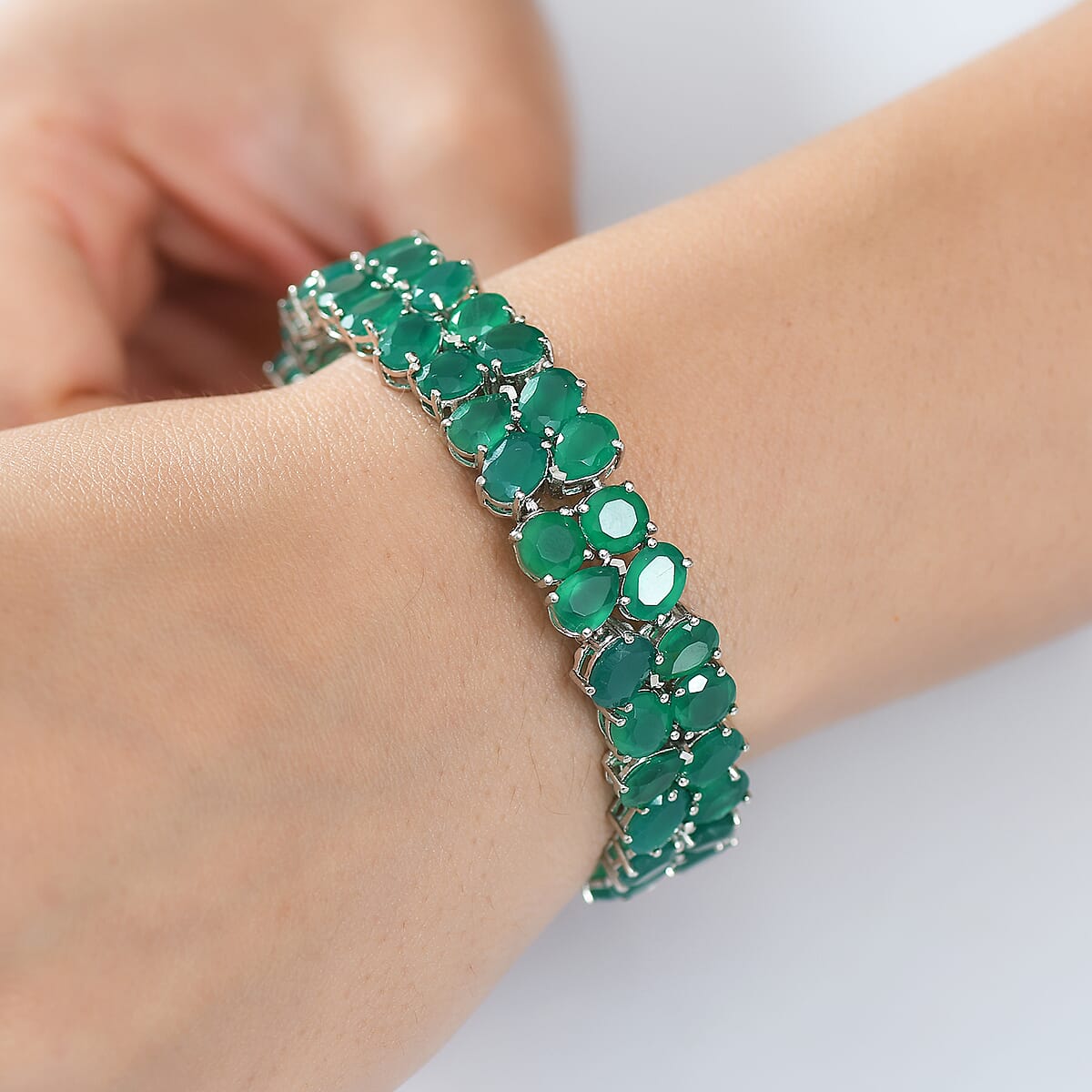 EverTrue Green Onyx 48.75 ctw Bracelet in Platinum Bond (8.00 In) image number 2