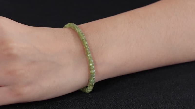 Vesuvianite 33.00 ctw Beaded Bracelet in Rhodium Over Sterling Silver (7.25 In)