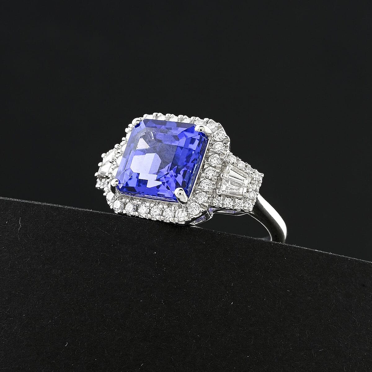 Certified and Appraised Rhapsody 950 Platinum AAAA Tanzanite, Diamond (E-F, VS) (0.59 cts) Ring (Size 5.5) (7.40 g) 4.50 ctw image number 1