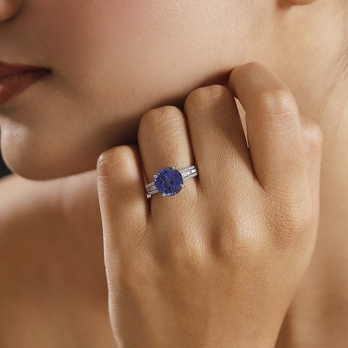 The Jennilee Certified & Appraised Rhapsody AAAA Tanzanite and E-F VS2 Diamond 4.40 ctw Statement Ring in 950 Platinum (Size 7.0) 6.30 Grams image number 2