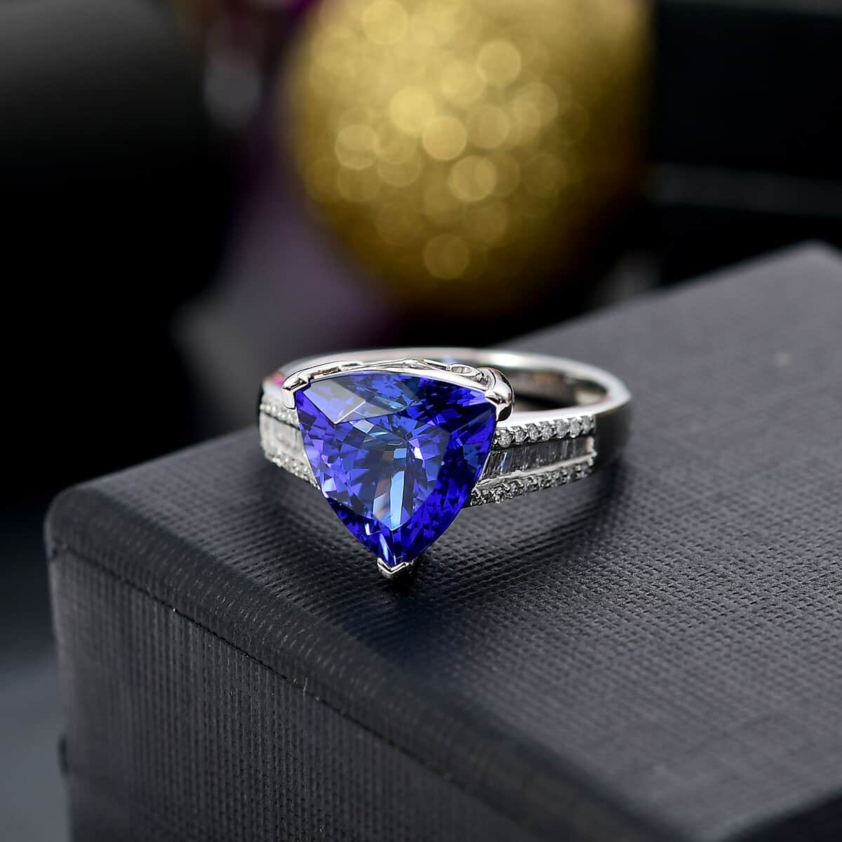 Doorbuster Certified & Appraised Rhapsody AAAA Tanzanite and E-F, VS2 Diamond 4.30 ctw Statement Ring in 950 Platinum (Size 7.0) 5.60 Grams image number 1