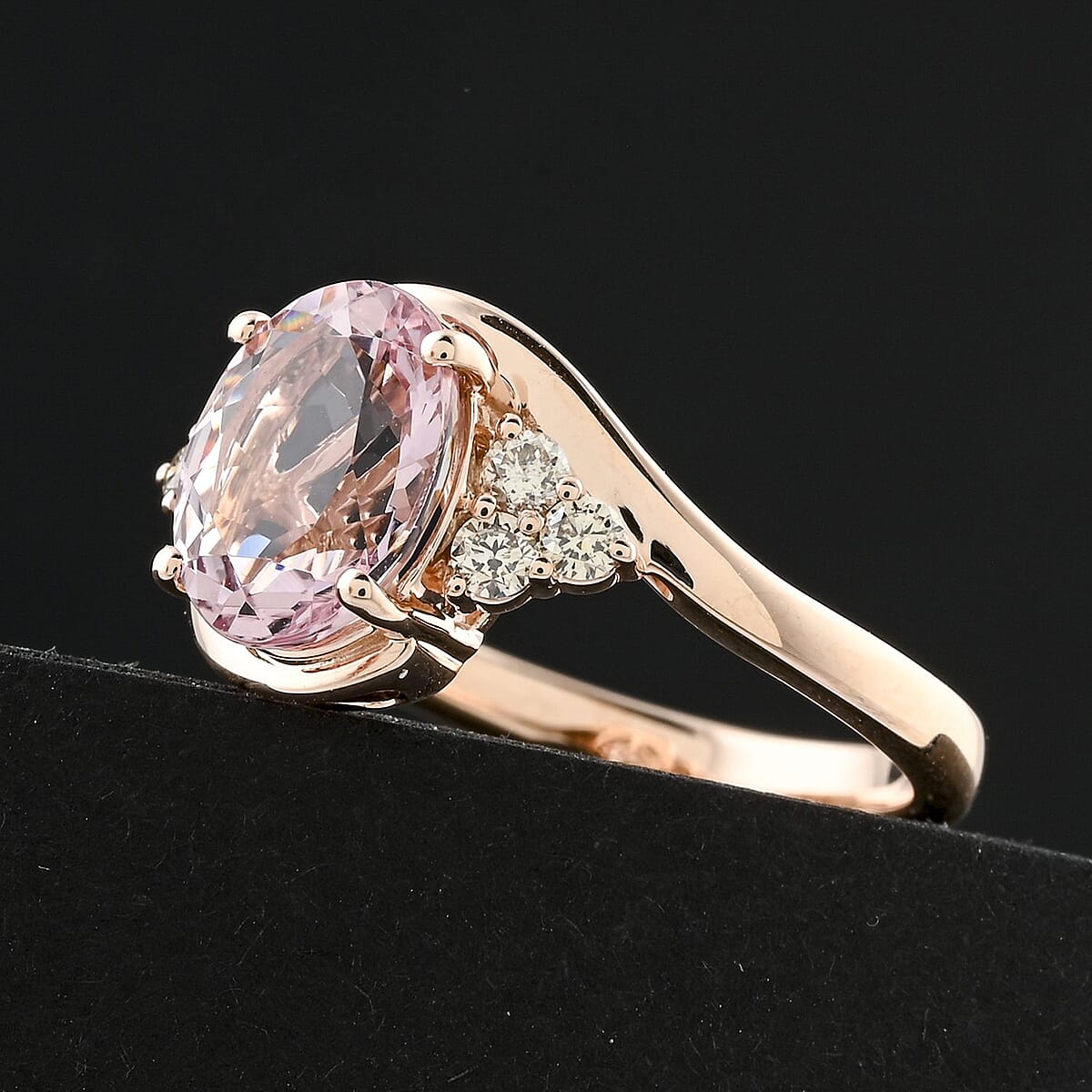 Certified & Appraised Luxoro AAA Pink Morganite and G-H I2 Diamond 2.25 ctw Ring in 10K Rose Gold (Size 6.0) image number 1
