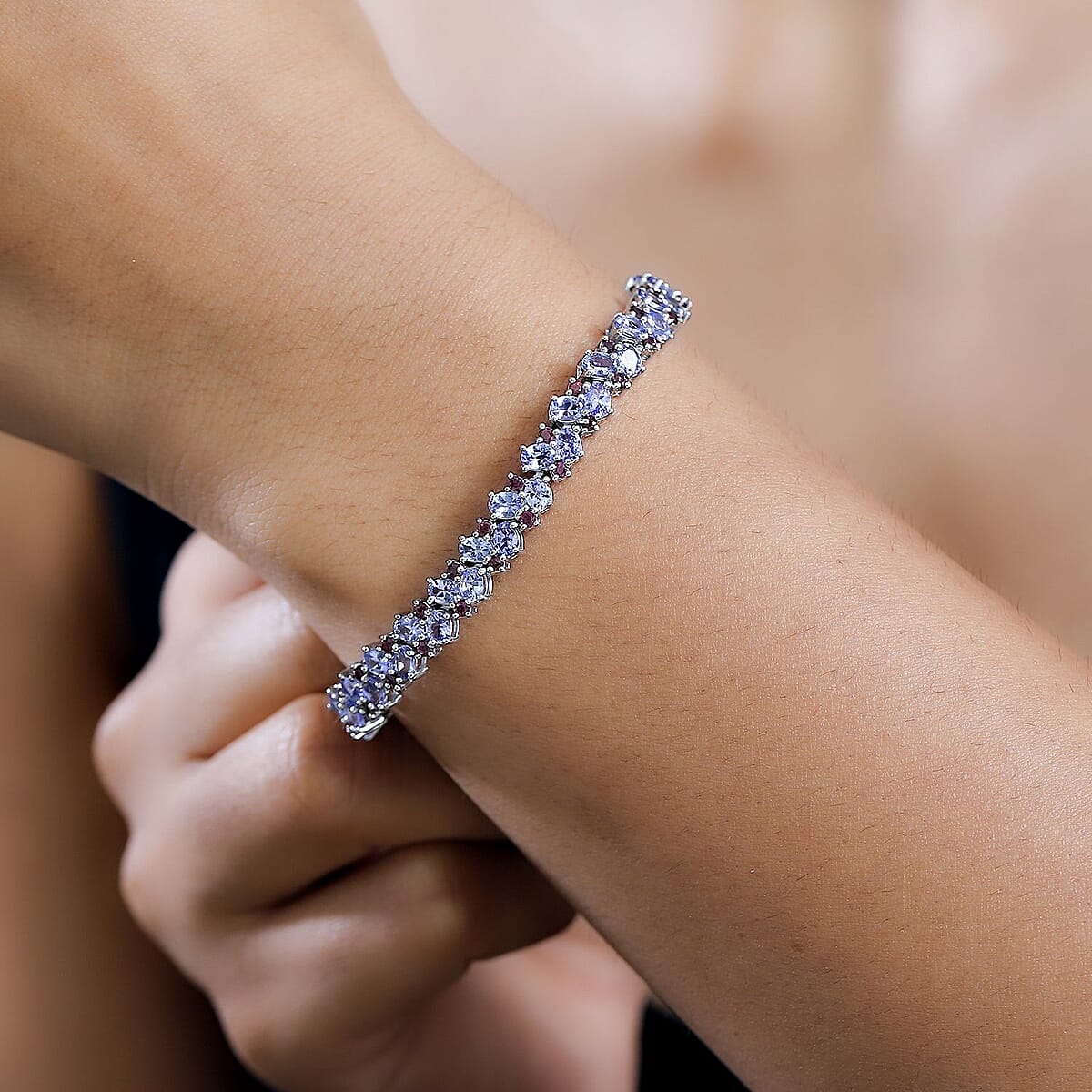 Tanzanite and Anthill Garnet 12.00 ctw Natural Blooming Bracelet in Rhodium Over Sterling Silver (8.00 In) image number 2