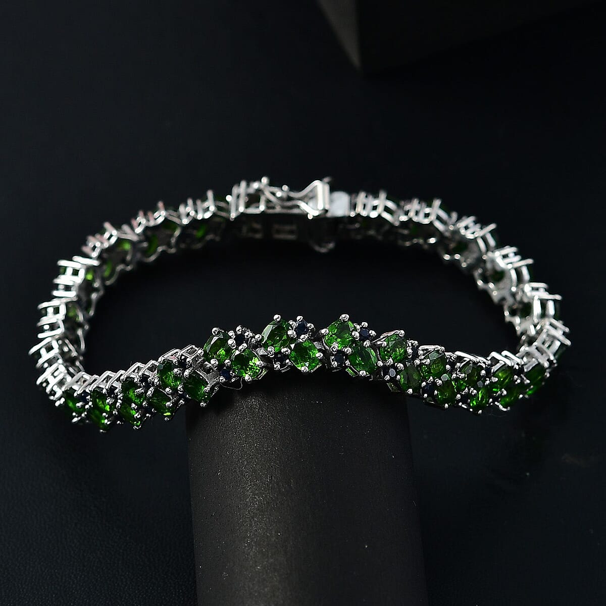 Chrome Diopside and Blue Sapphire 14.00 ctw Natural Blooming Bracelet in Rhodium Over Sterling Silver (8.00 In) image number 1