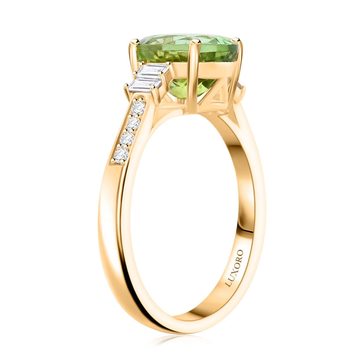 Certified & Appraised Luxoro AAA Golconda Green Tourmaline and G-H I2 Diamond 3.10 ctw Ring in 10K Yellow Gold (Size 6.0) image number 3