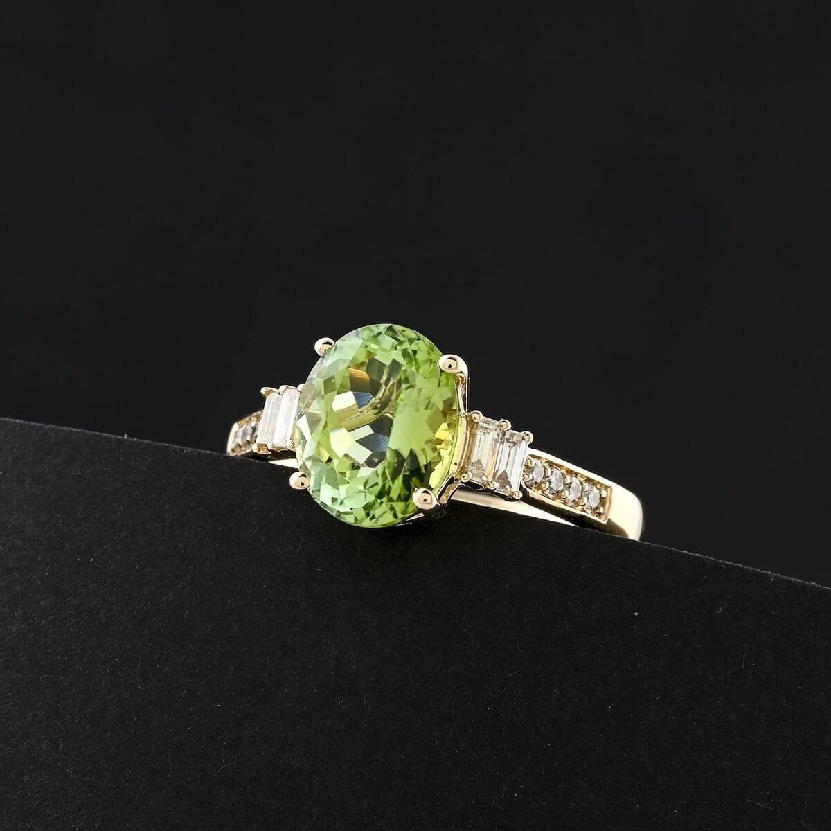 Certified & Appraised Luxoro AAA Golconda Green Tourmaline and G-H I2 Diamond 3.10 ctw Ring in 10K Yellow Gold (Size 8.0) image number 1